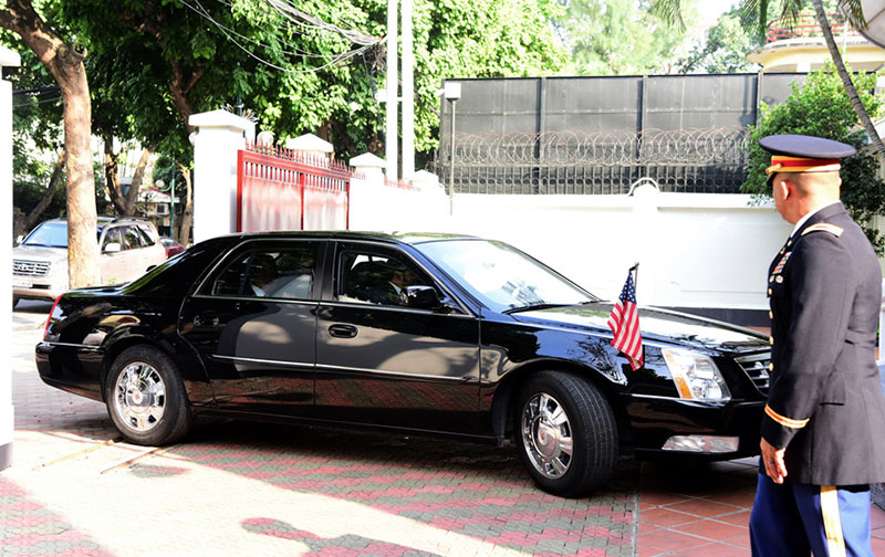 Những hình ảnh đầu tiên của Bộ trưởng Quốc phòng Mỹ tại Việt Nam